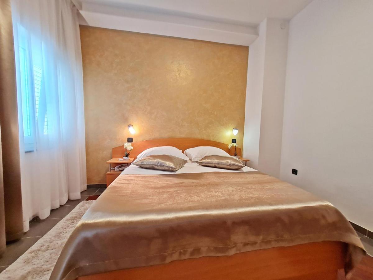 Hotel Sunce بودْسْتغانا المظهر الخارجي الصورة