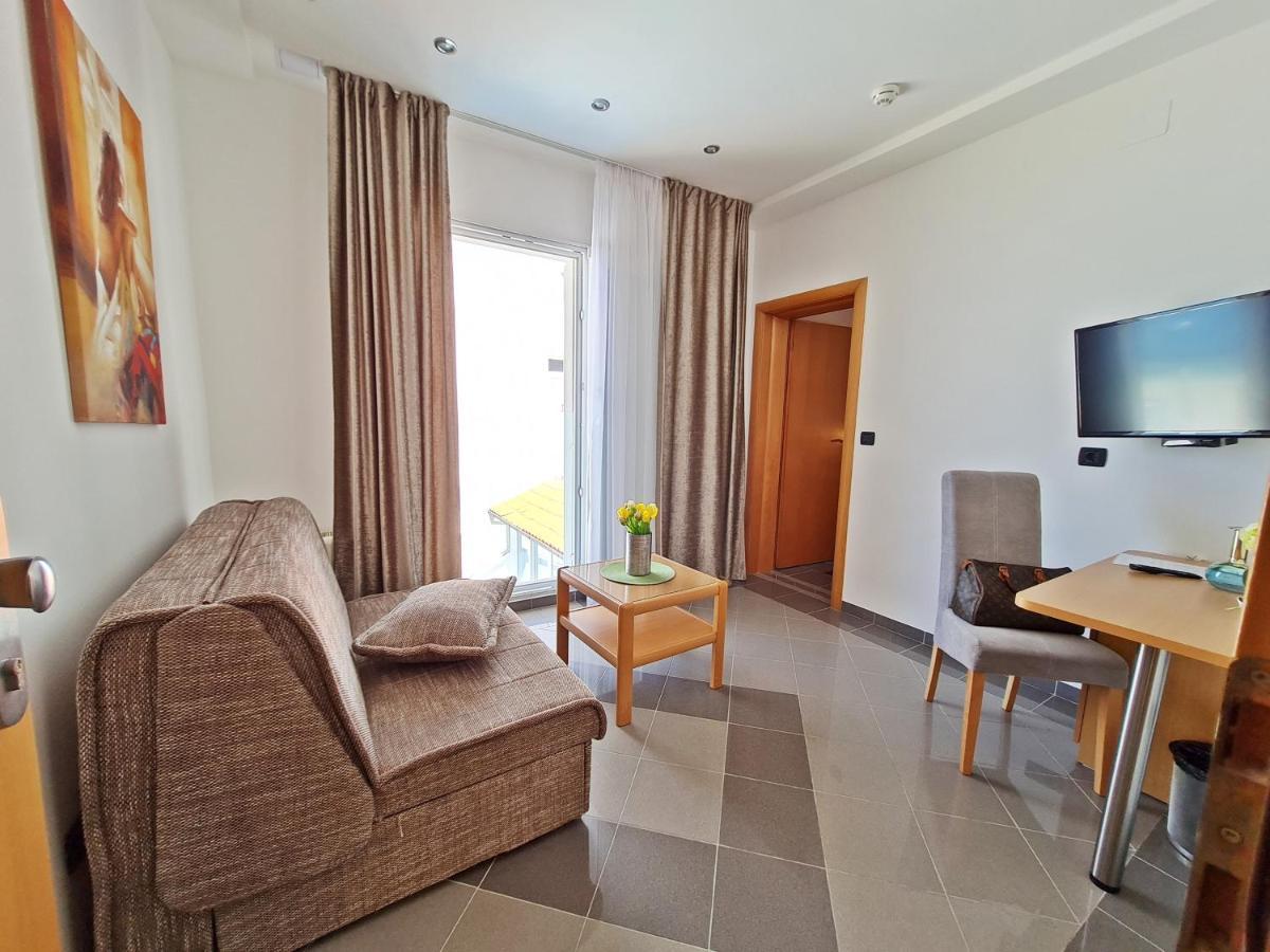 Hotel Sunce بودْسْتغانا المظهر الخارجي الصورة