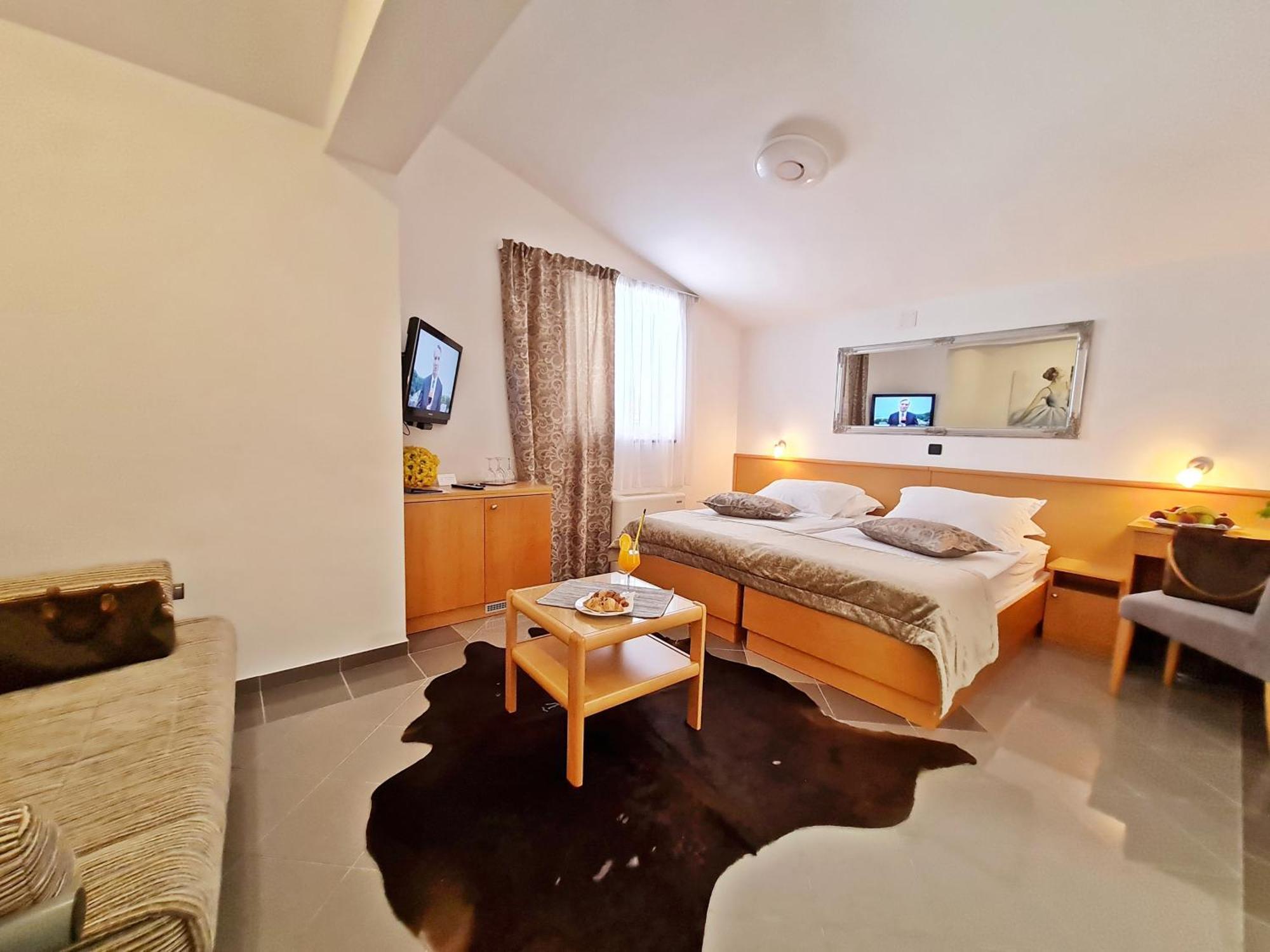 Hotel Sunce بودْسْتغانا الغرفة الصورة